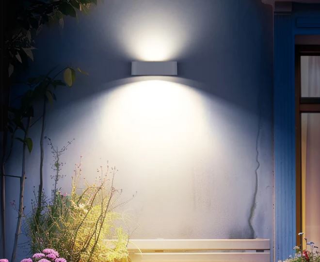 SOLAR EMERALD WALL LIGHT