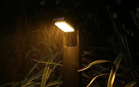 10W ADJUSTABLE SOLAR BOLLARD LIGHT