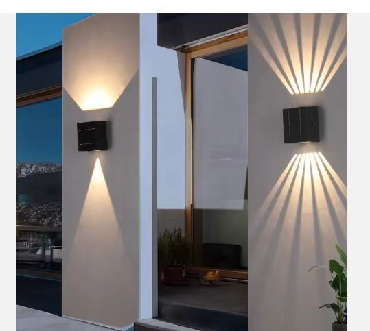 10W SOLAR SQUARE BEAM ADJUSTABLE LIGHT
