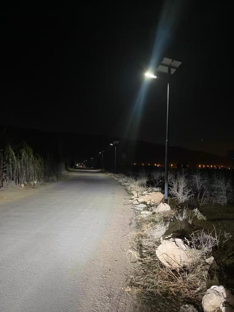 300W SOLAR STREET LIGHT