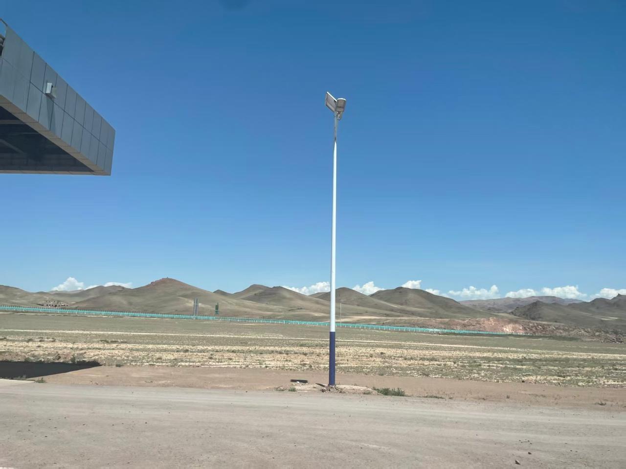 300W SOLAR STREET LIGHT