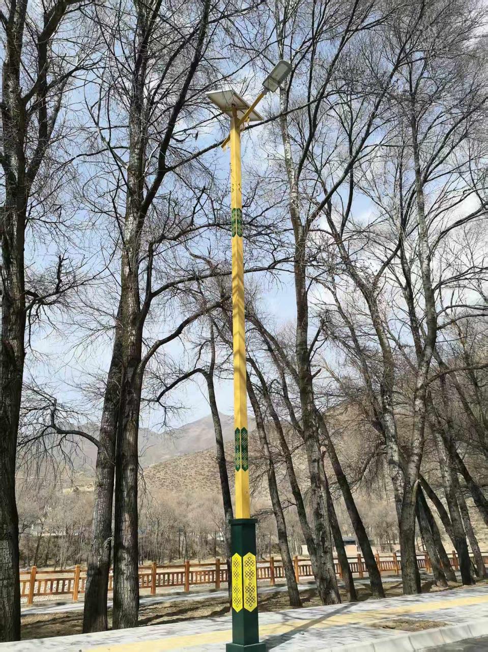 300W SOLAR STREET LIGHT